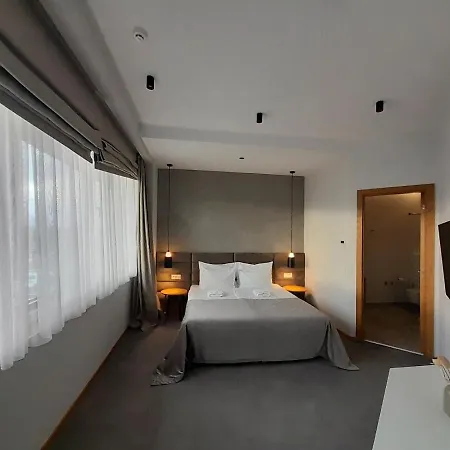 Korpa Deli Aparthotel Novi Sad