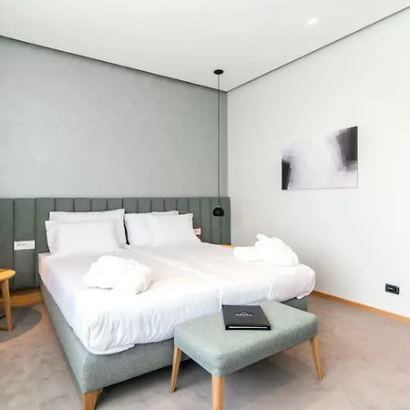 Korpa Deli 4* Novi Sad