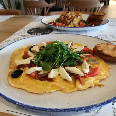 Korpa Deli 2* Novi Sad