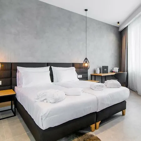 Korpa Deli Aparthotel